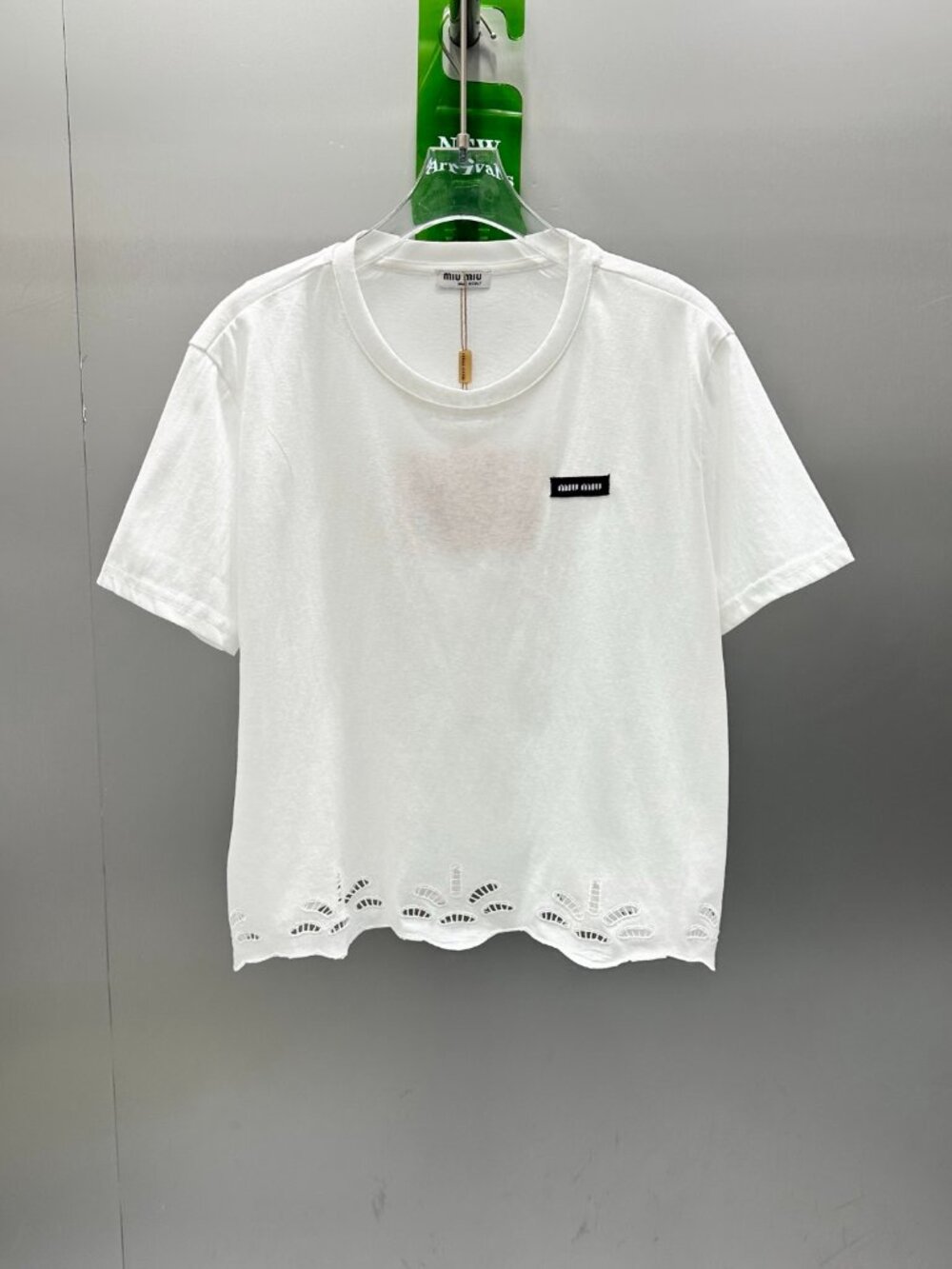 Miu Miu white short-sleeved round-neck T-shirt with embroidered hem